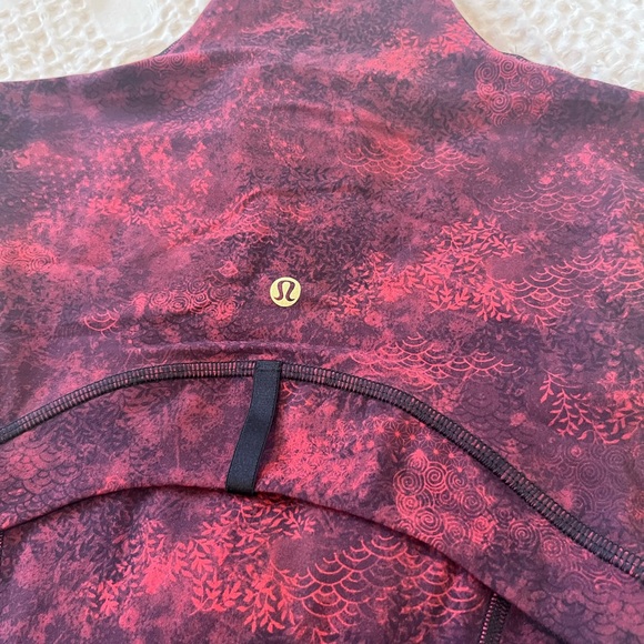 Lululemon define jacket Lunar New Year size 4 - Picture 8 of 8